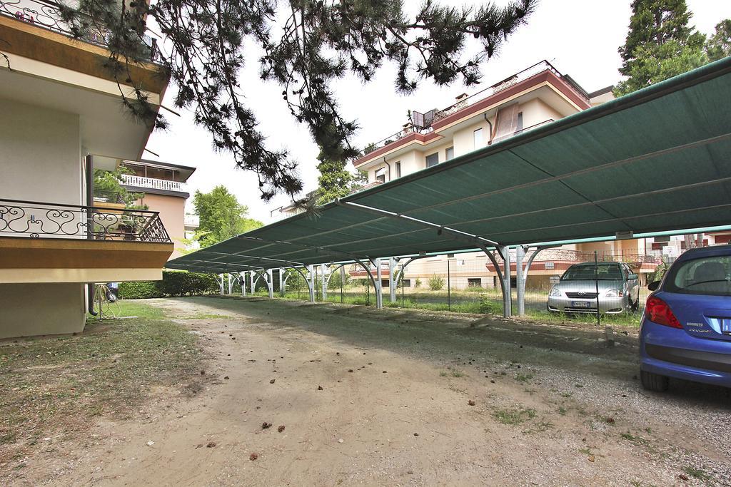 Апартаменти Residenza Ibsen Ліньяно-Сабб'ядоро Номер фото